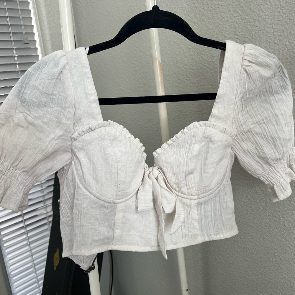 Women's White Puff Sleeve Top